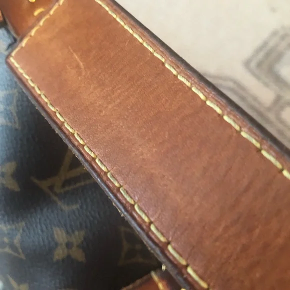 Louis Vuitton Monogram Sully PM - Picture 14 of 16